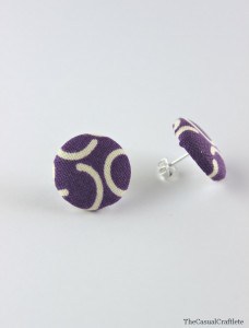 Easy DIY Fabric Button Earrings www.thecasualcraftlete.com